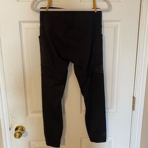 Black ankle leggings with pocket size large